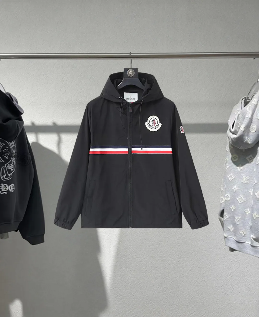 Куртки И Пуховики Мужские Moncler 5091873