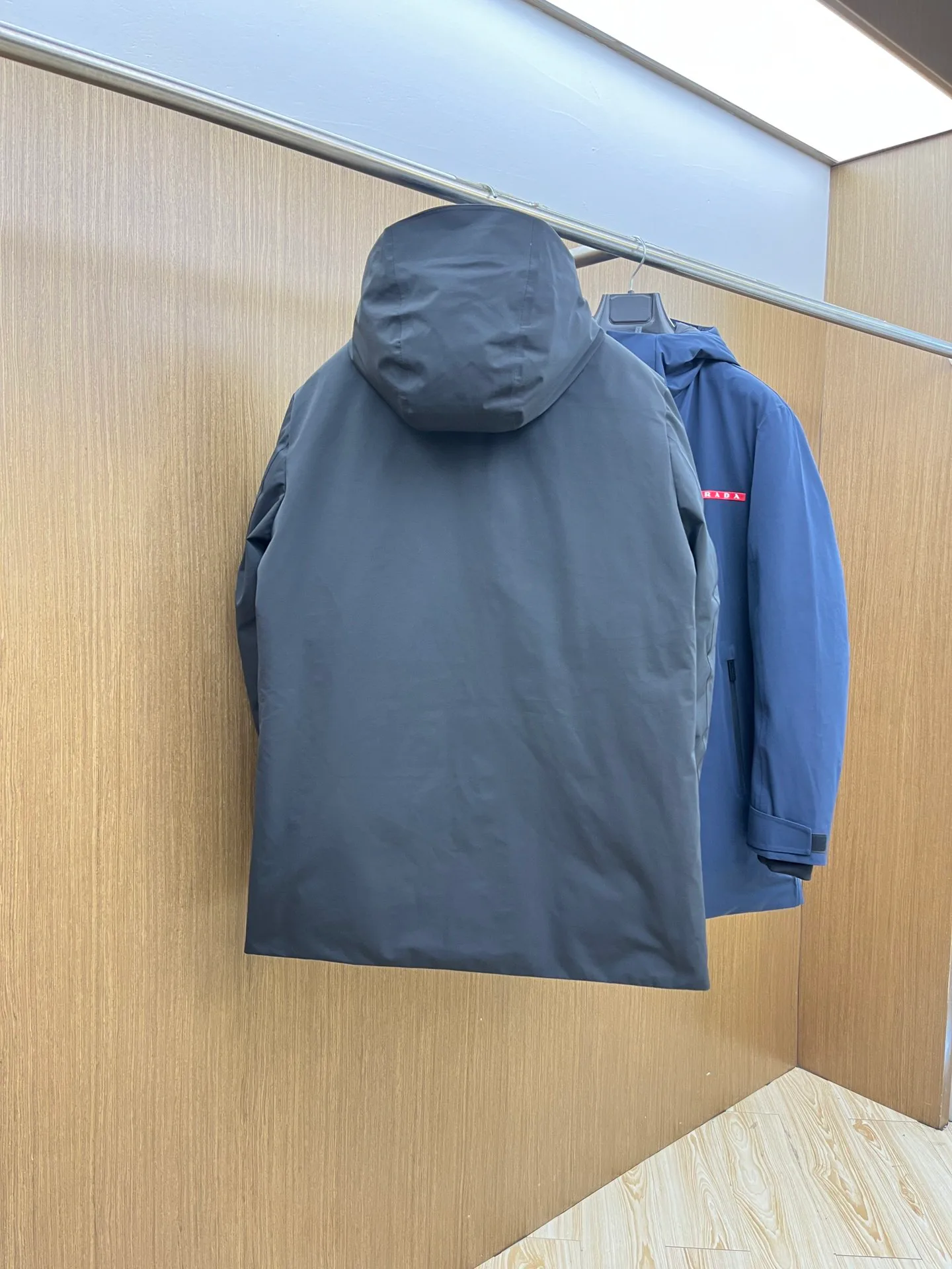Куртки И Пуховики Мужские Prada 18194603