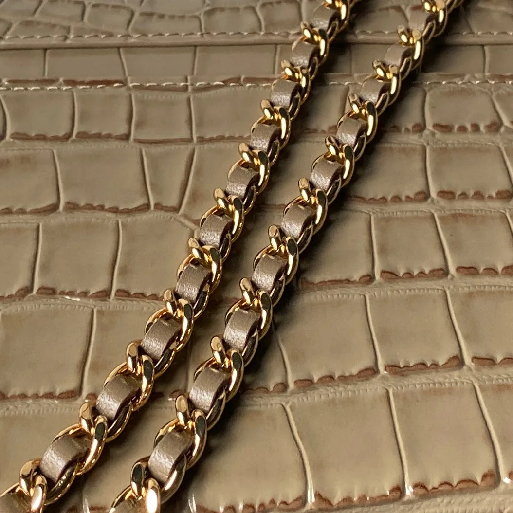 Классические Сумки Женские Chanel 18058244
