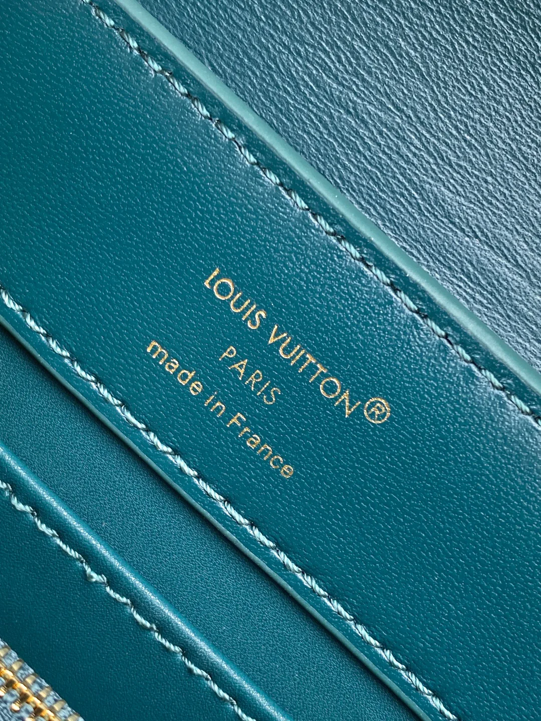 Классические Сумки Женские Louis Vuitton 18019347