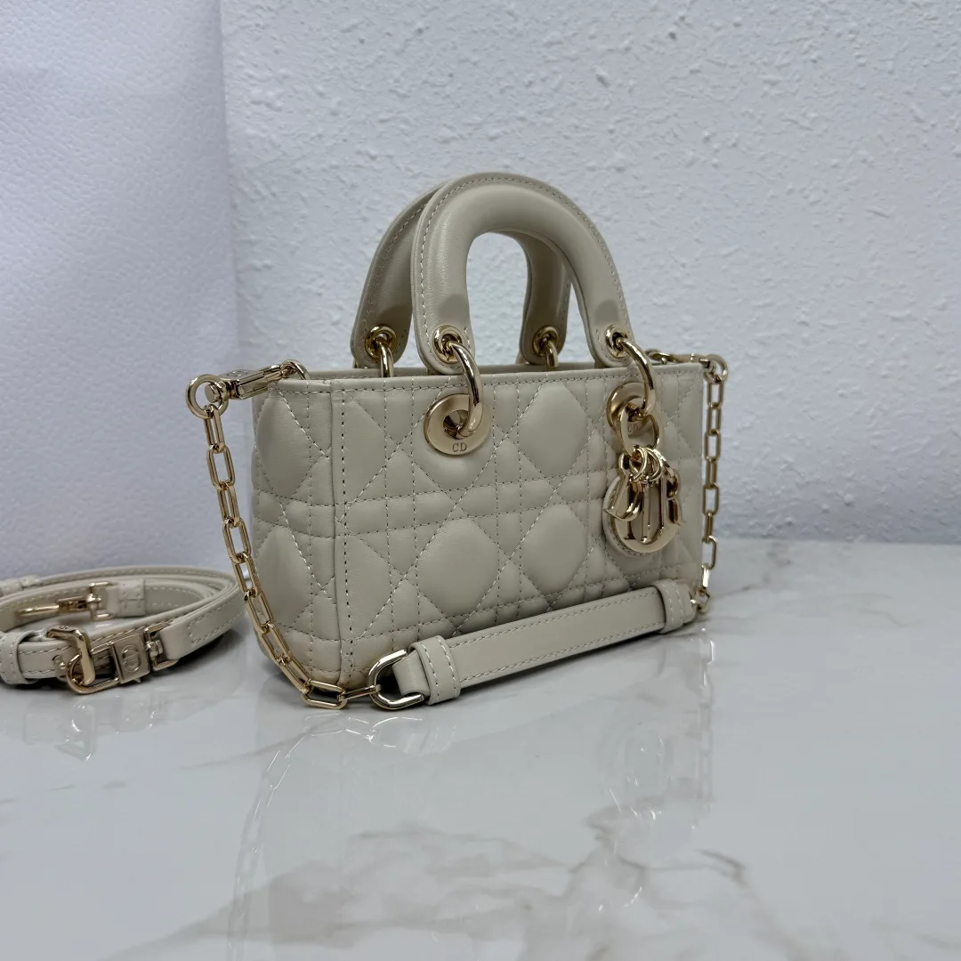 Классические Сумки Женские Christian Dior 17601435