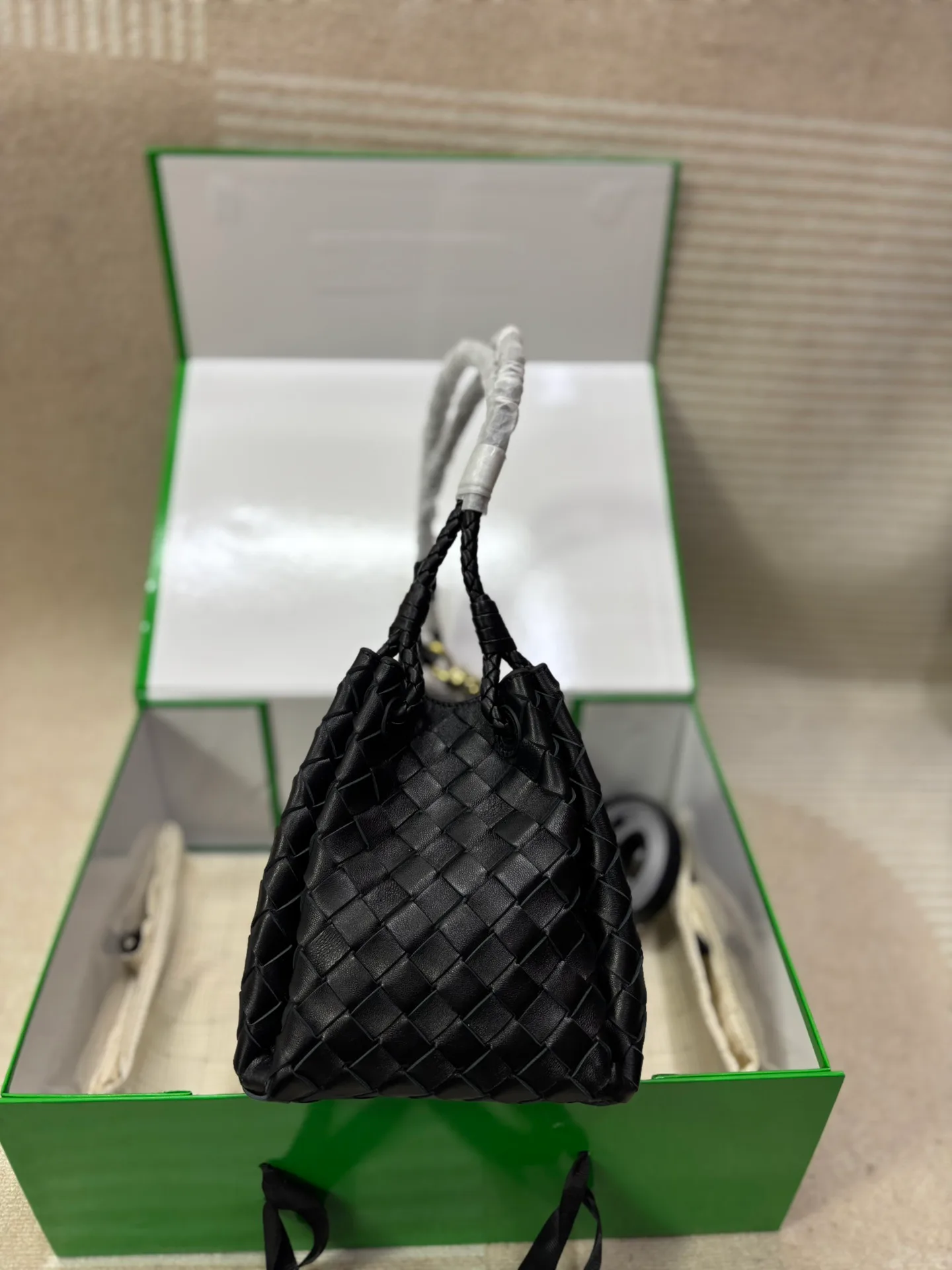 Классические Сумки Женские Bottega Veneta 11301773