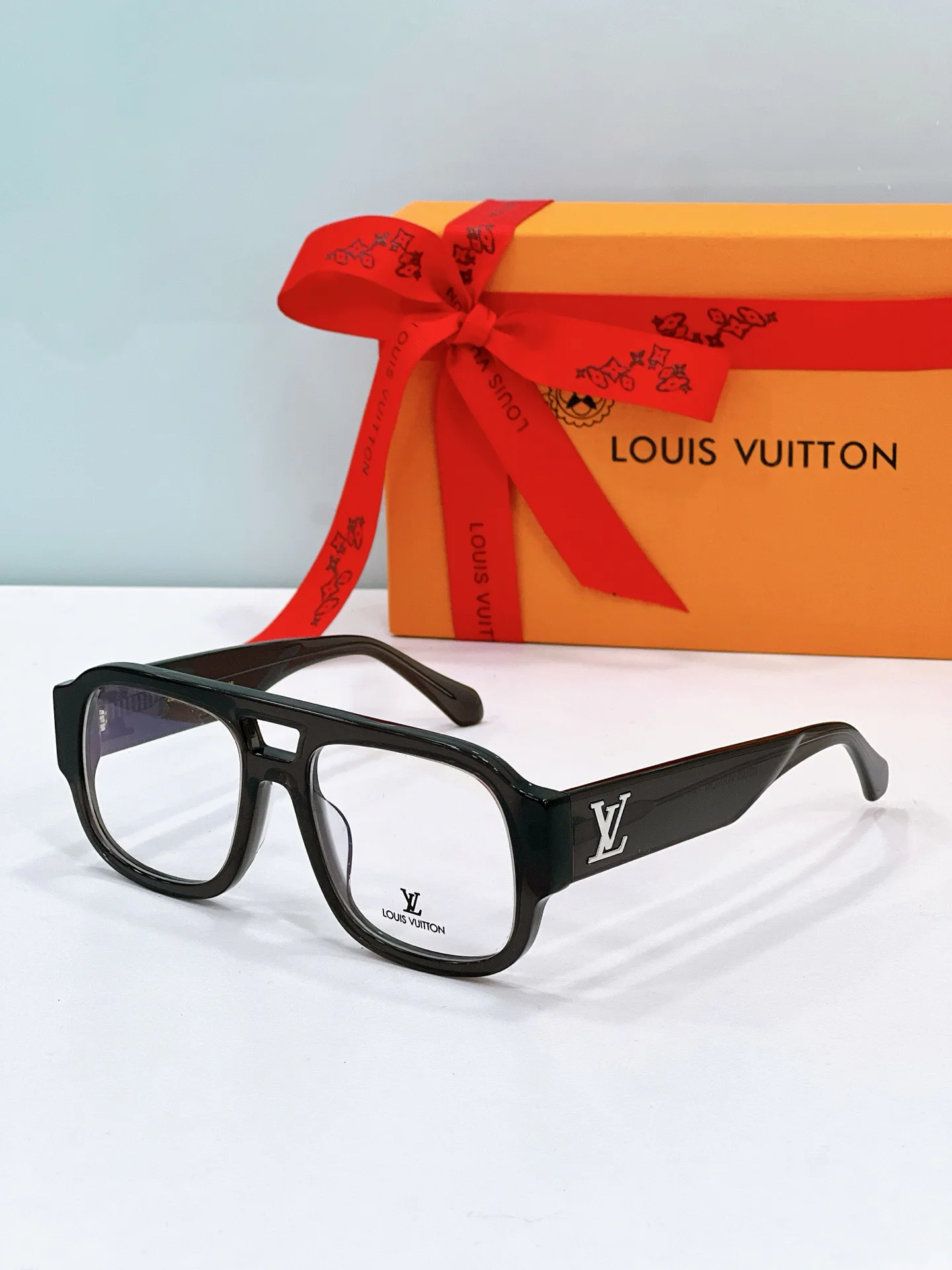 Очки Louis Vuitton 378833