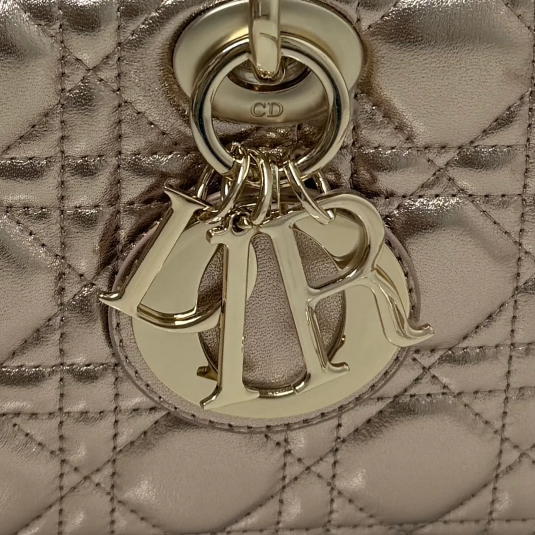 Классические Сумки Женские Christian Dior 18116364