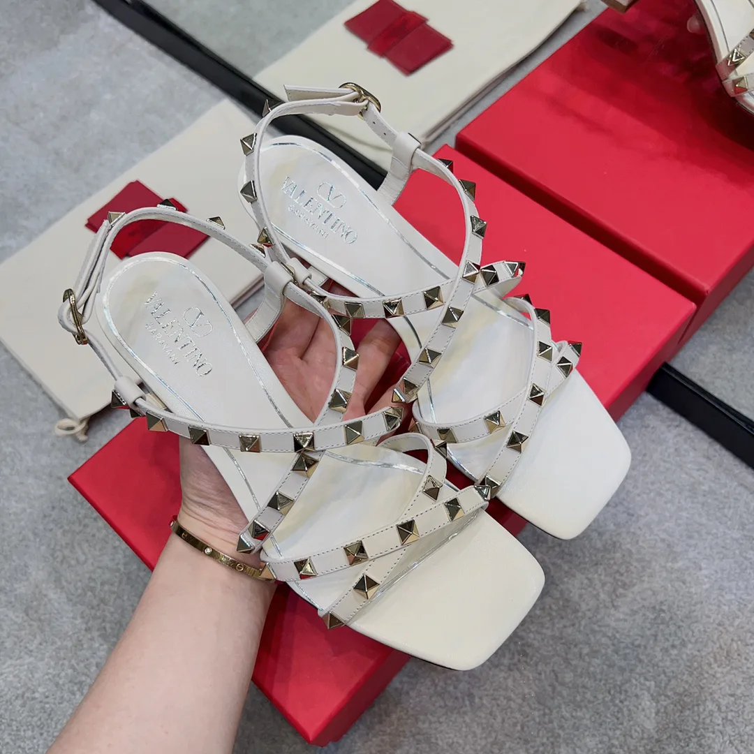 Босоножки Женские Valentino 13895