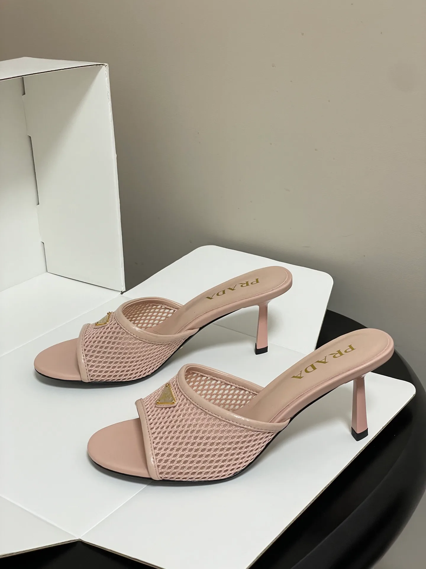 Босоножки Женские Prada 13226170