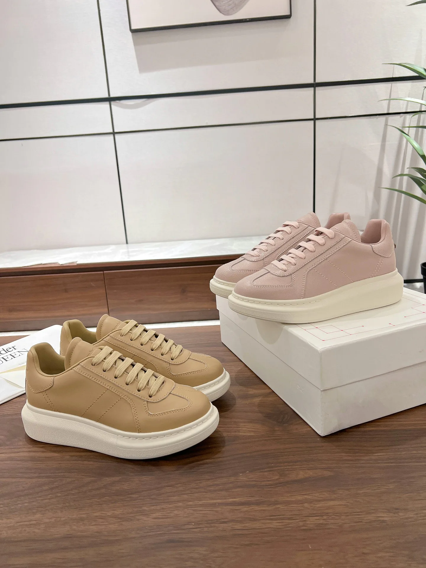 Кроссовки Женские Alexander Mcqueen 3446152