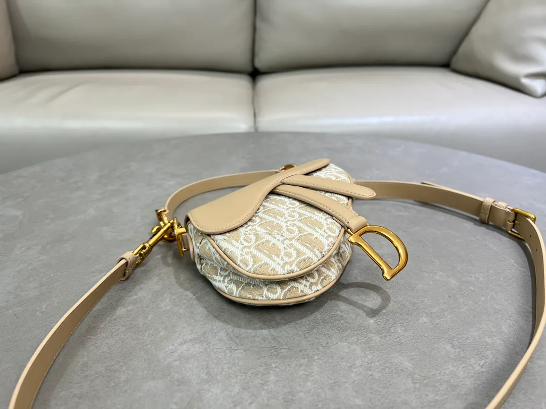 Сумки На Ремне Женские Christian Dior 293115