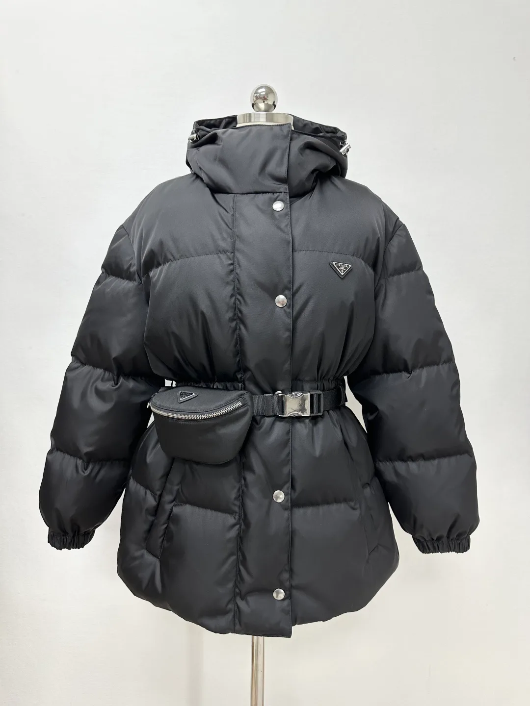 Куртки И Пуховики Женские Prada 18538731