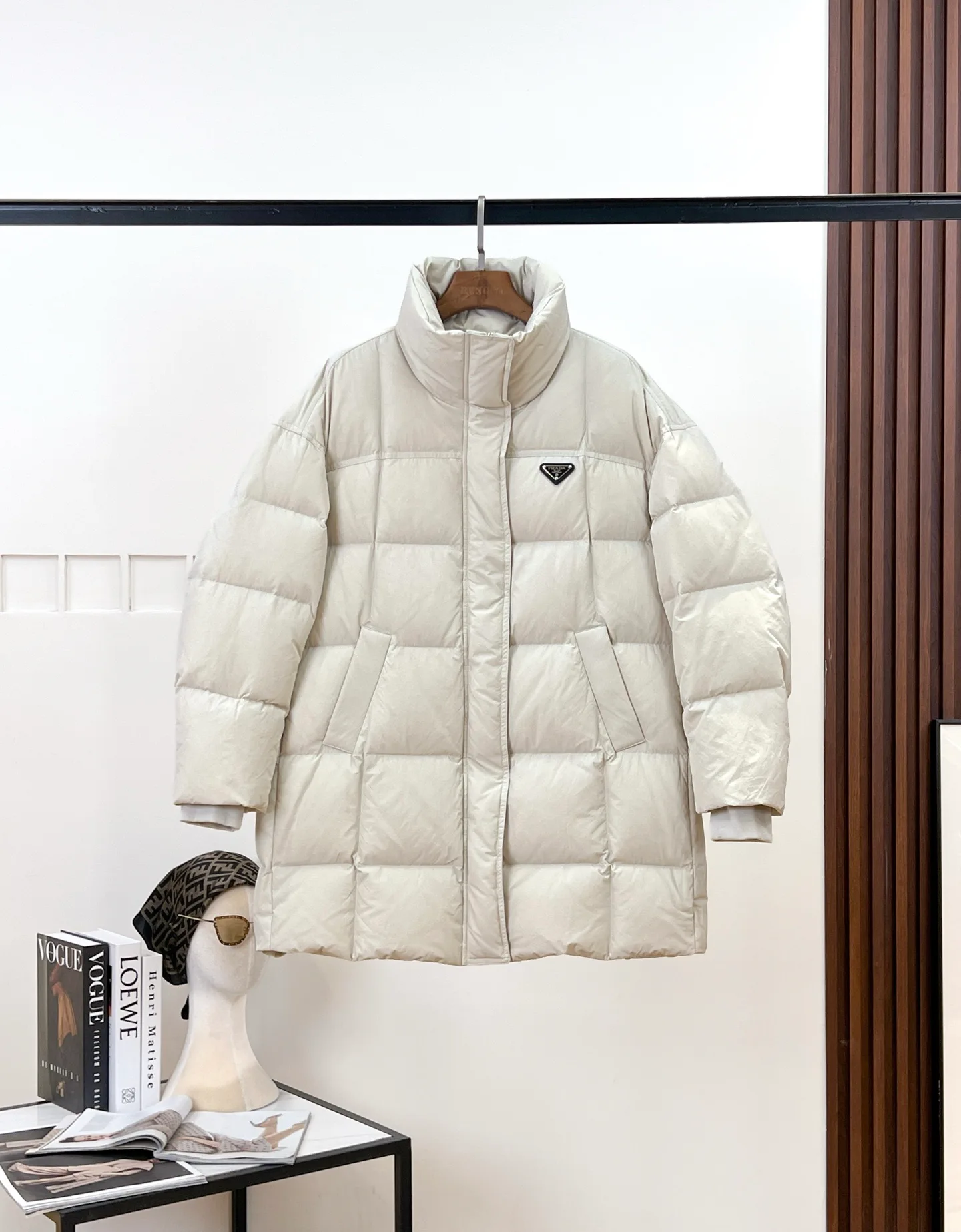 Куртки И Пуховики Женские Prada 18741909
