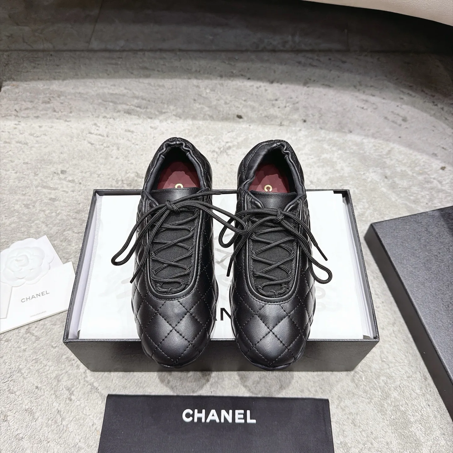 Кроссовки Женские Chanel 18729573