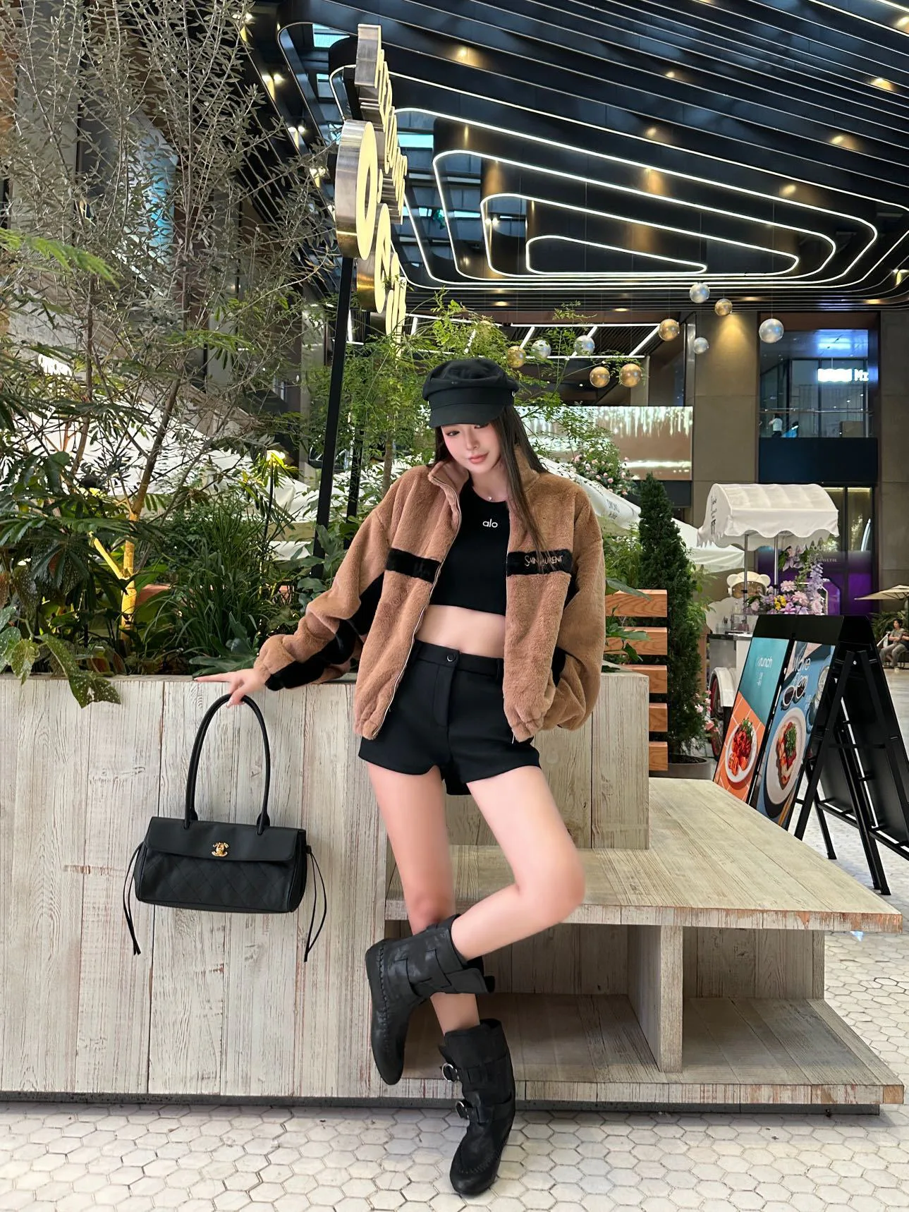 Куртки И Пуховики Женские Saint Laurent 18814761