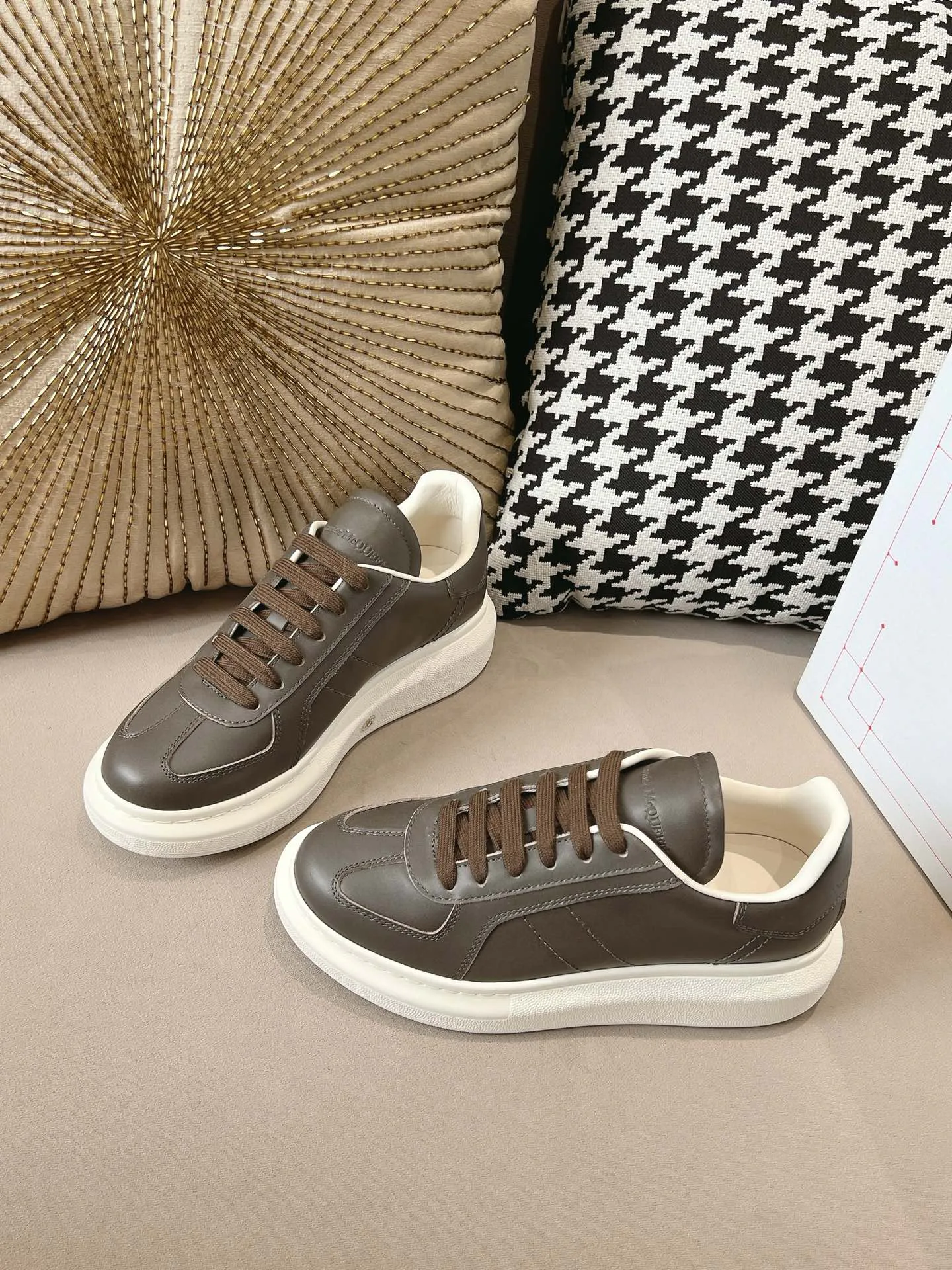 Кроссовки Женские Alexander Mcqueen 3446158