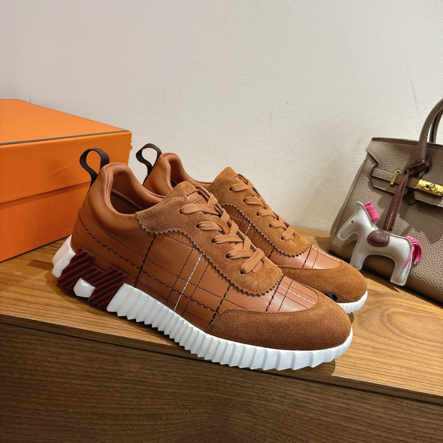 Кроссовки Женские Hermes 10031856