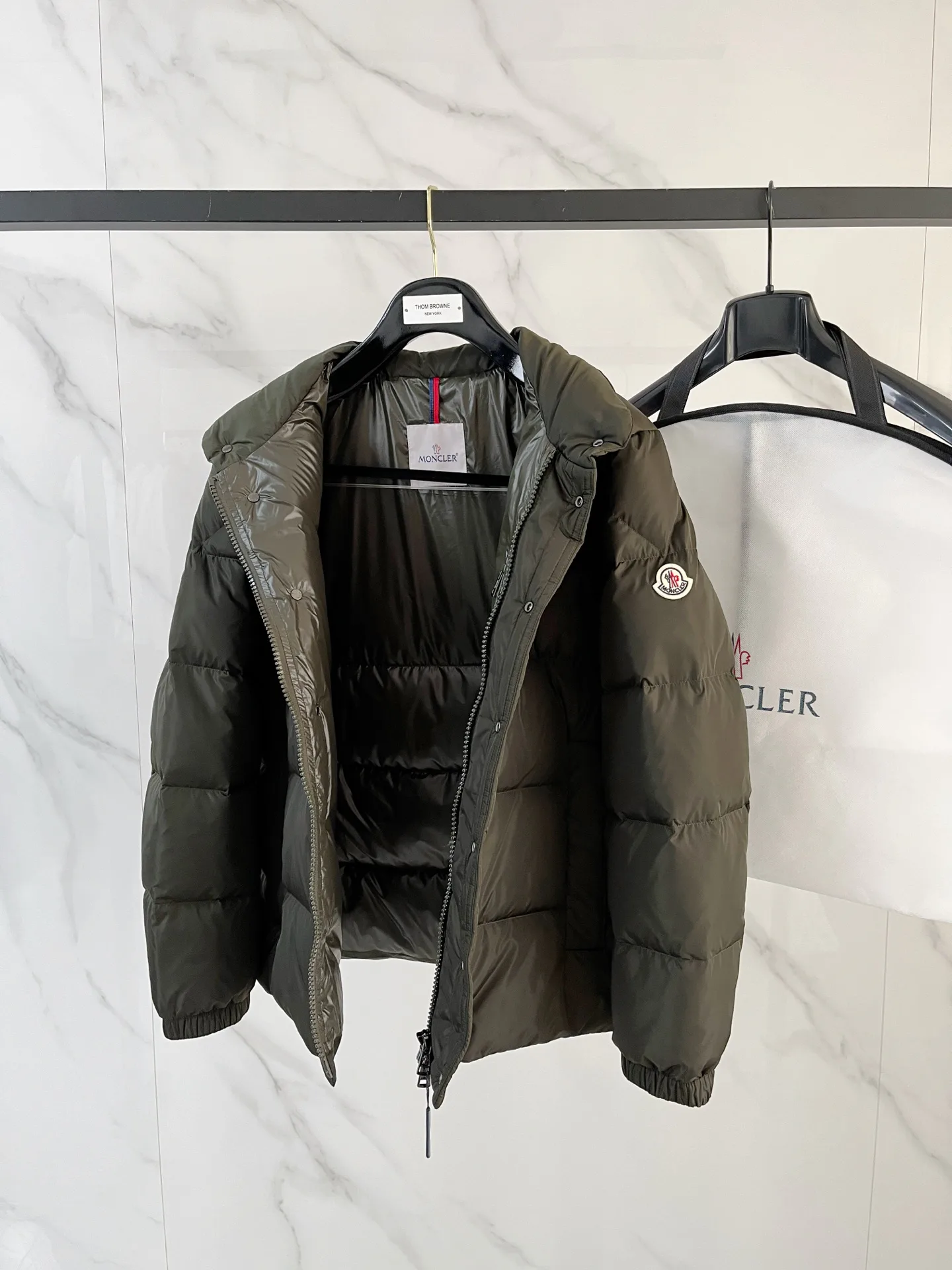 Куртки И Пуховики Мужские Moncler 1207472