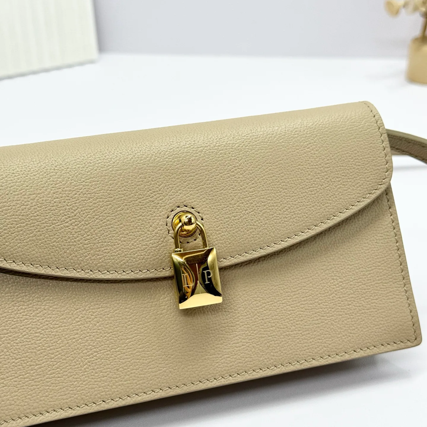 Клатчи Женские Loro Piana 11472635