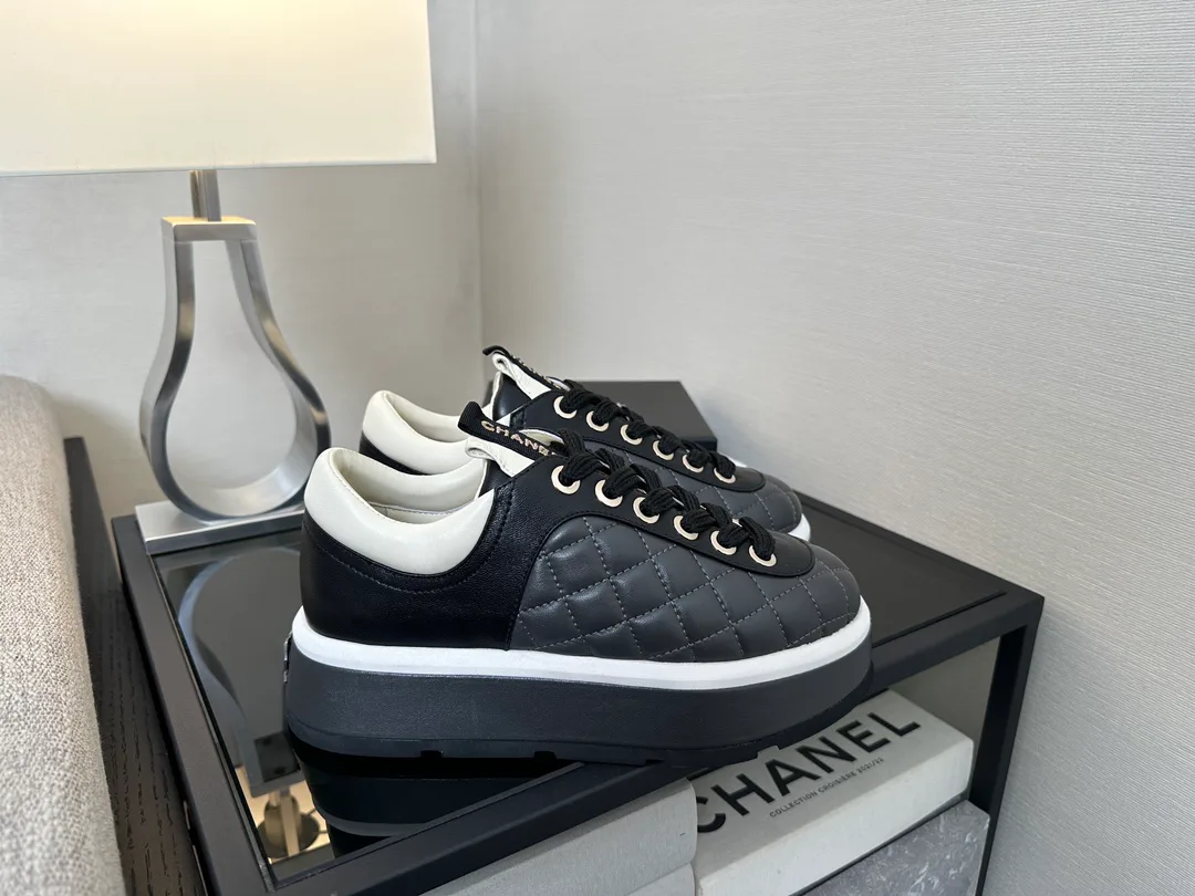 Кроссовки Женские Chanel 11056210