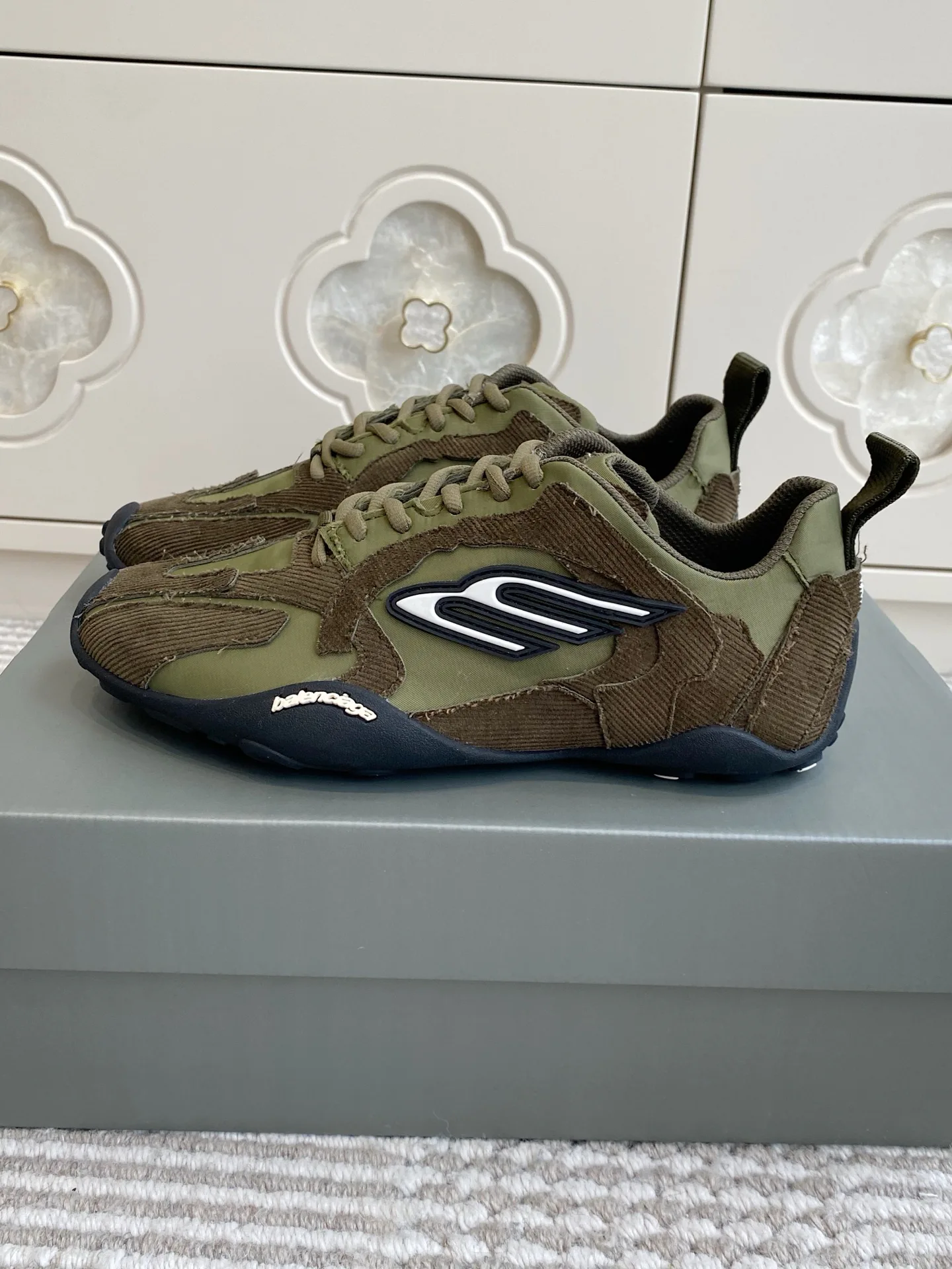 Кроссовки Женские Balenciaga 11238016