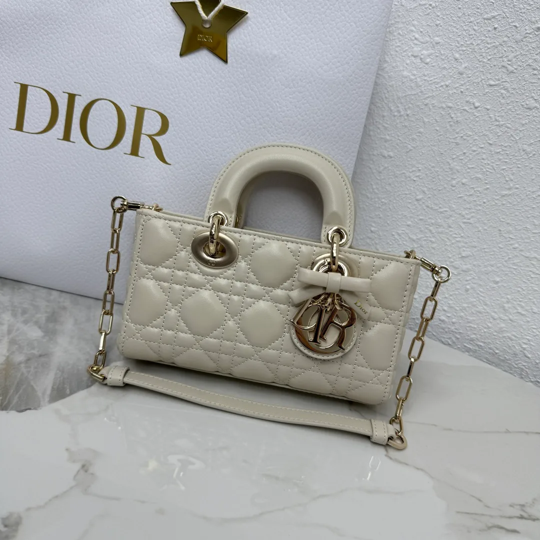 Классические Сумки Женские Christian Dior 17601434