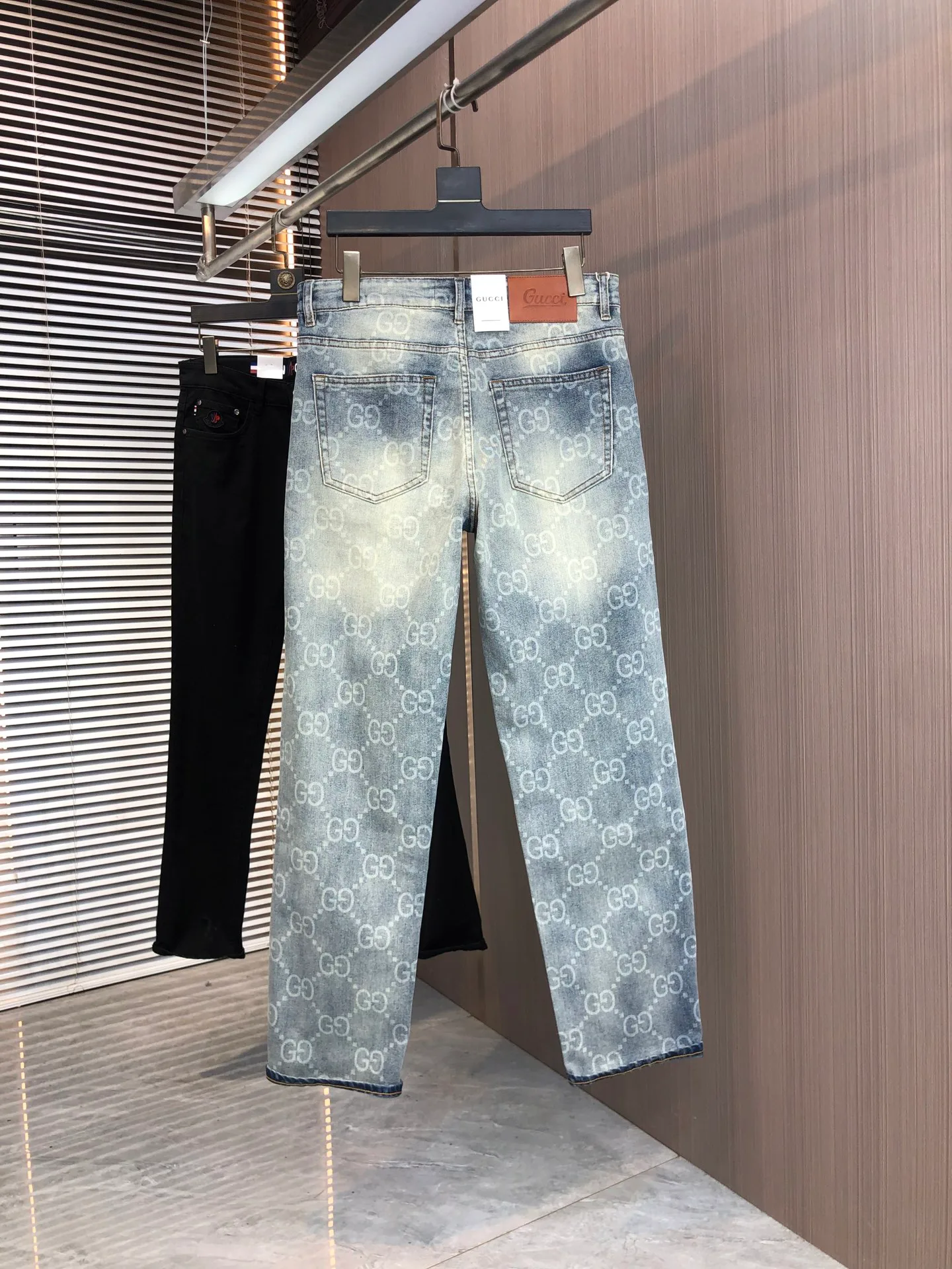 Джинсы Женские Gucci 10186831