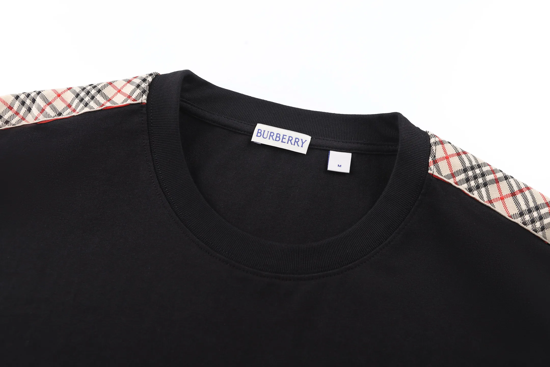 Футболки Женские Burberry 11352267
