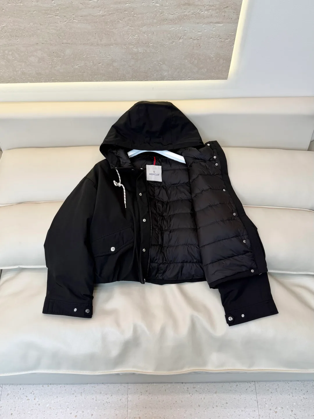 Куртки И Пуховики Женские Moncler 18769671