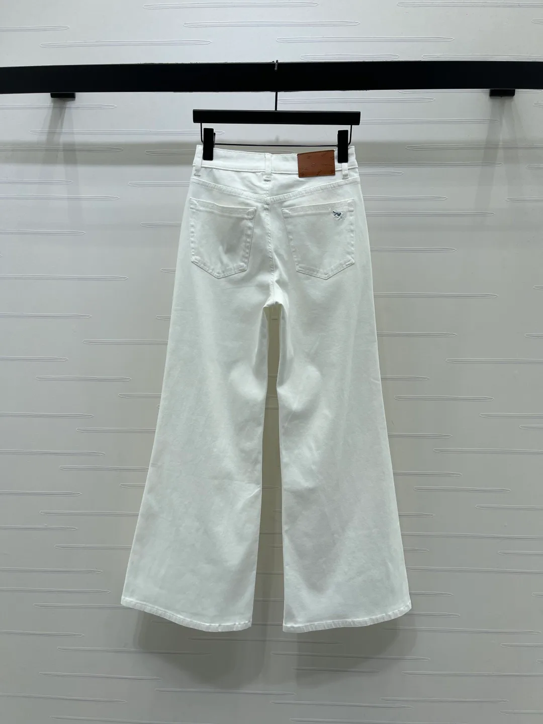 Джинсы Женские Chanel 13136510