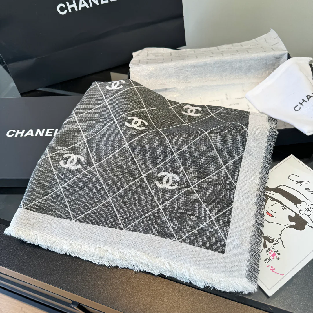 Шарфы Chanel 17827497