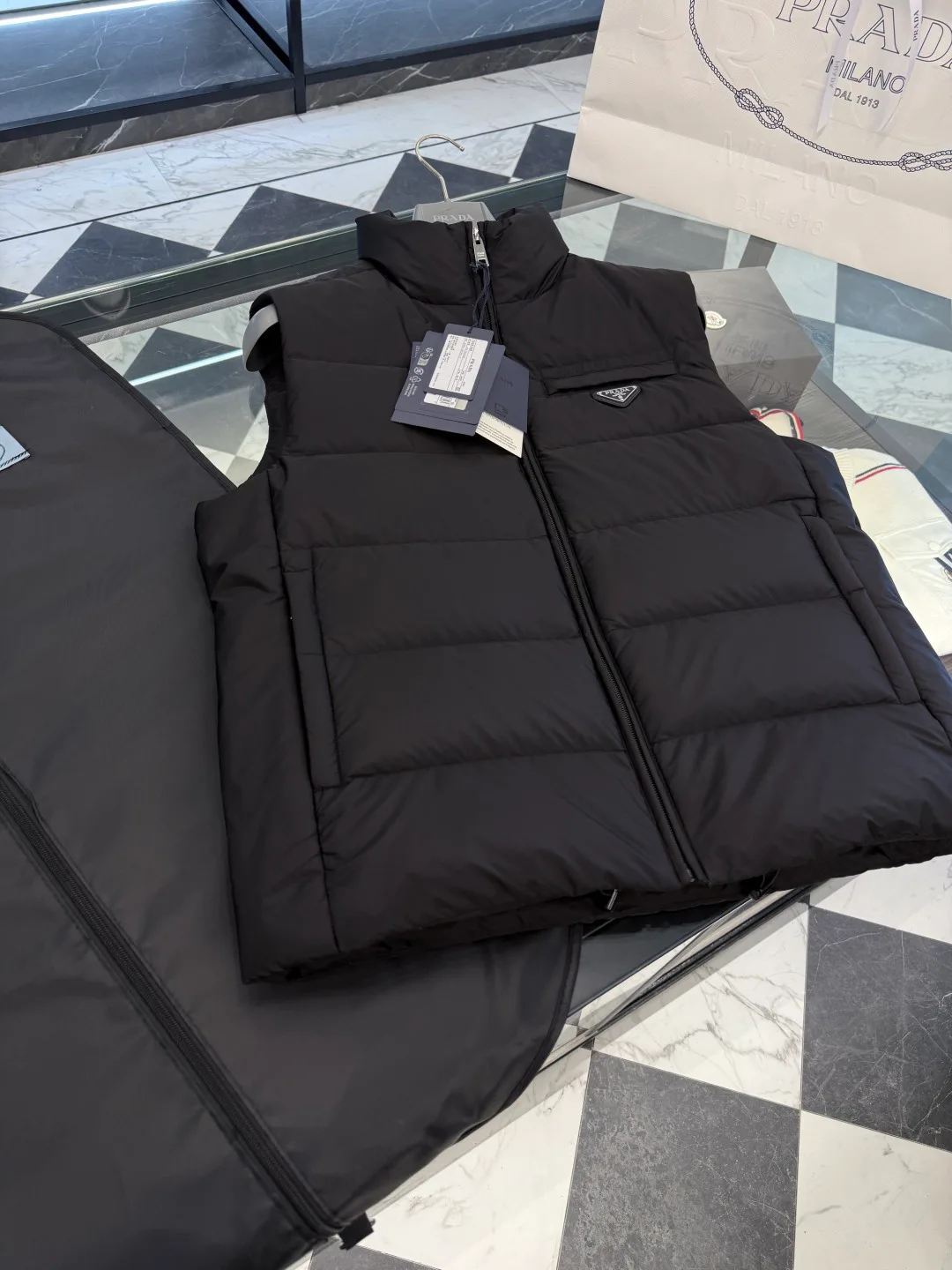 Жилеты Женские Prada 18007678