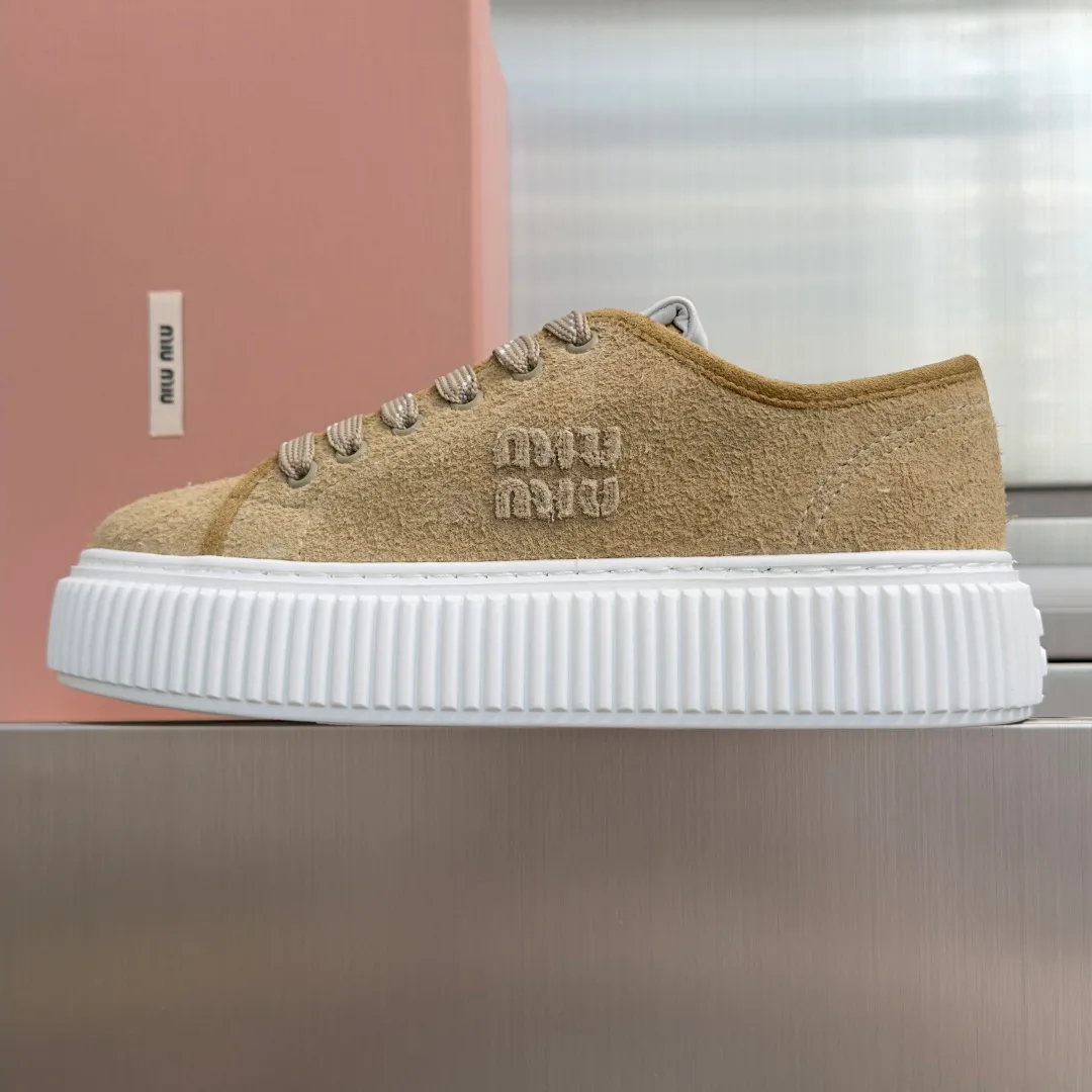 Кроссовки Женские Miu Miu 17950576