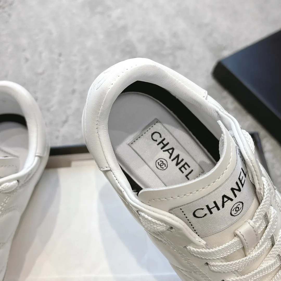 Кроссовки Женские Chanel 11407477