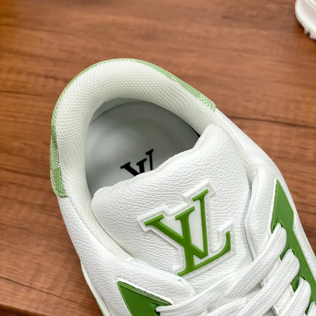 Кроссовки Мужские Louis Vuitton 9814269