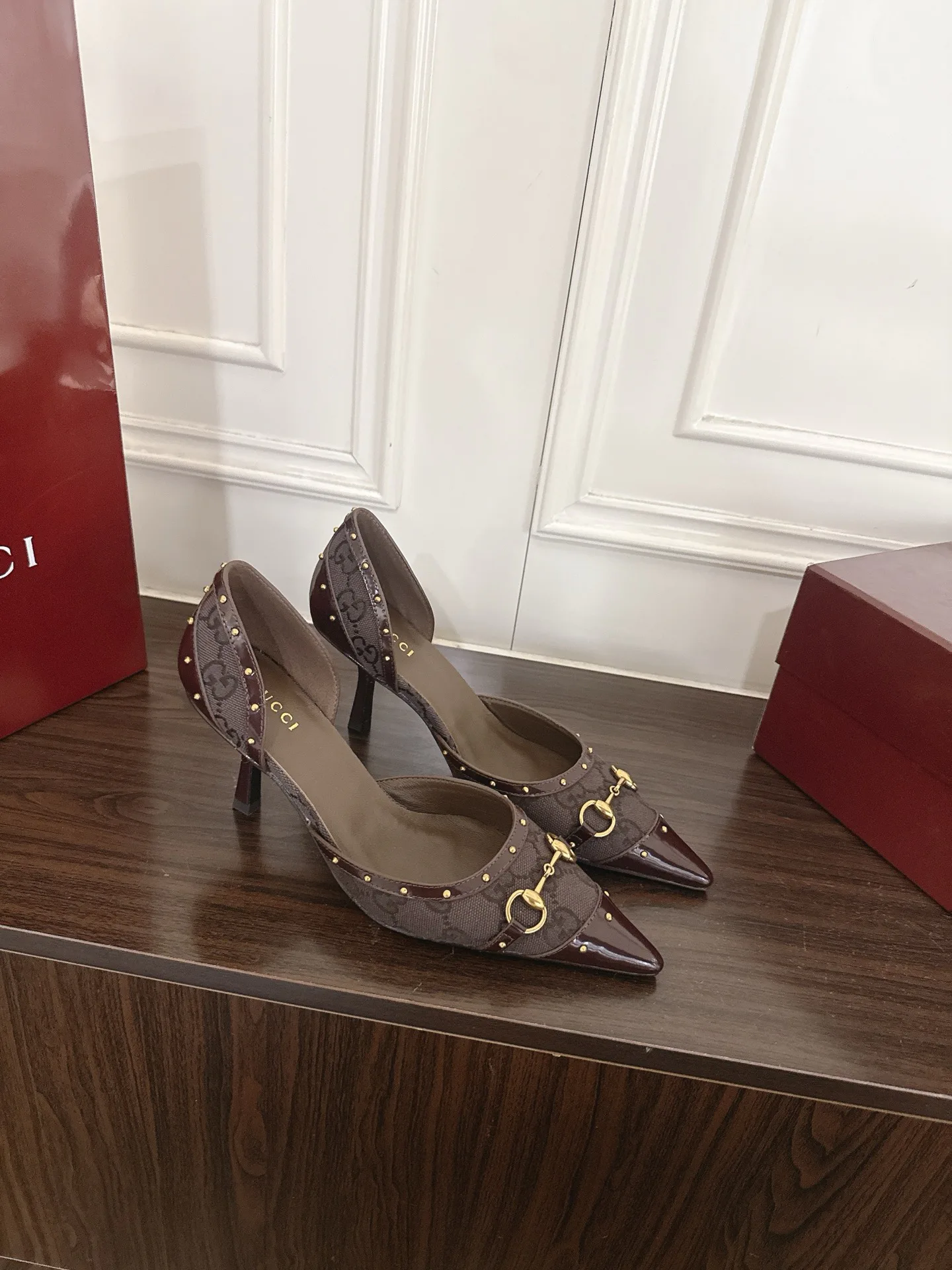 Туфли Женские Gucci 18135591