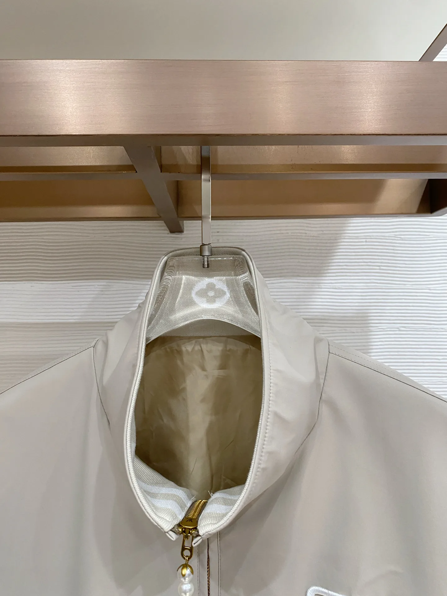 Куртки И Пуховики Мужские Louis Vuitton 10300314