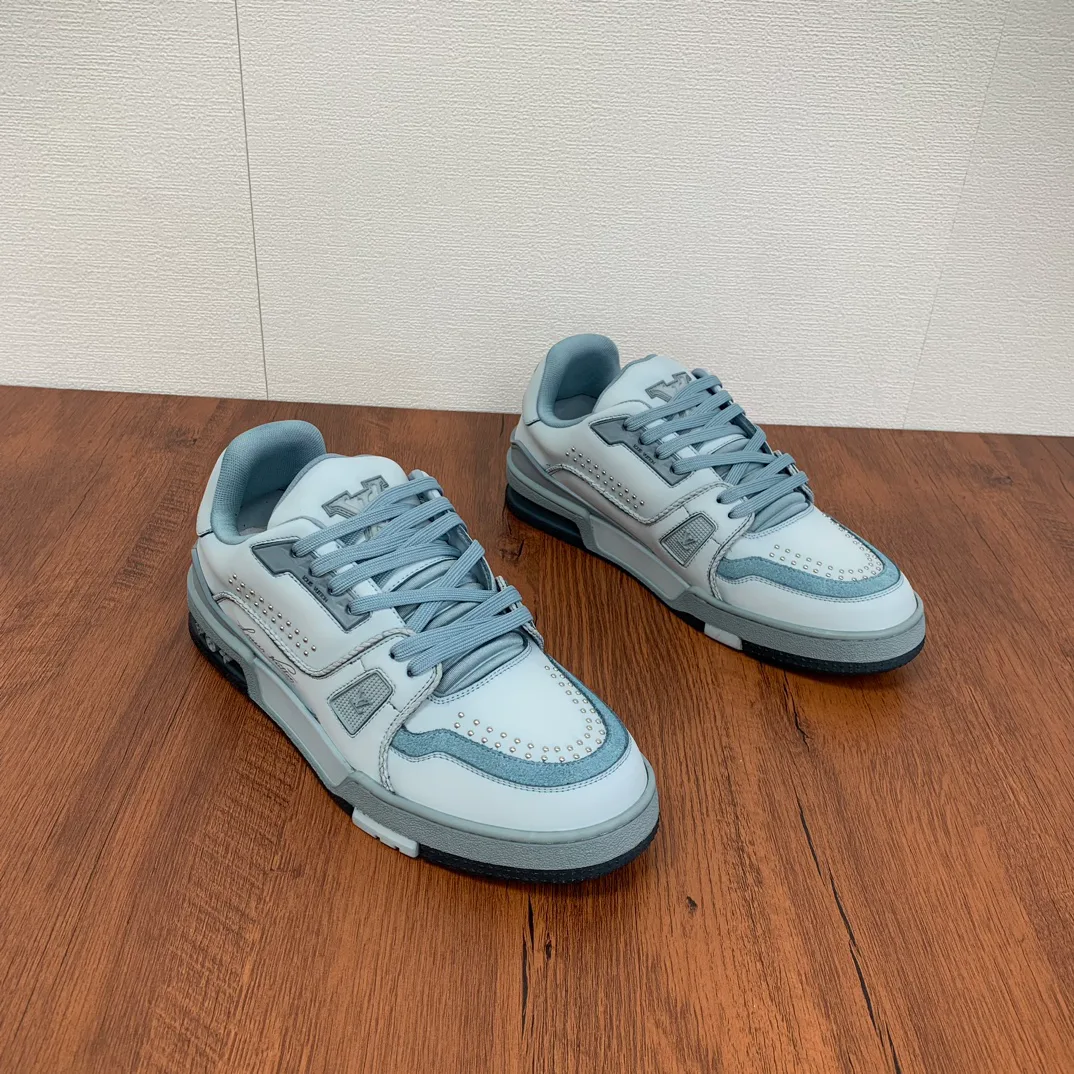 Кроссовки Женские Louis Vuitton 9814284