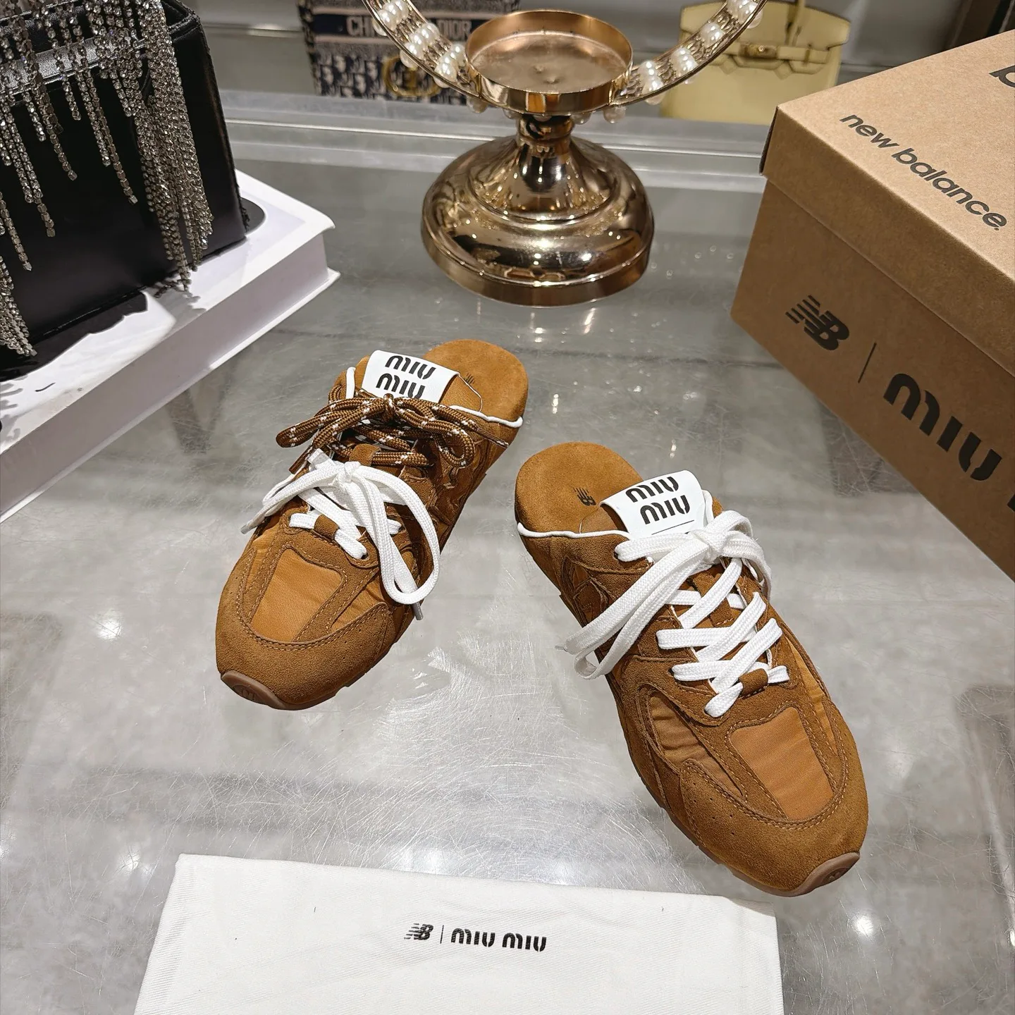 Кроссовки Женские Miu Miu 18034823