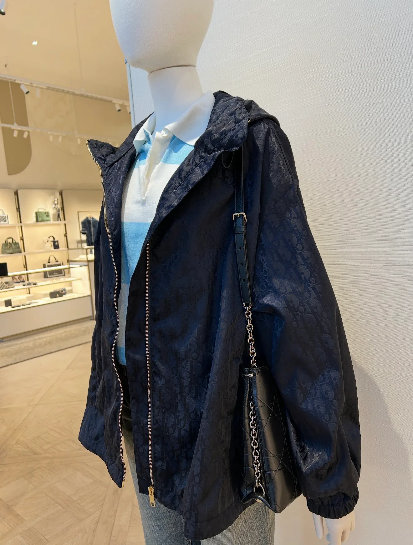 Куртки И Пуховики Женские Christian Dior 11450660