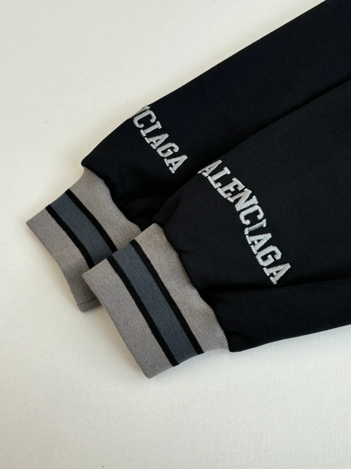 Свитшоты Мужские Balenciaga 452646