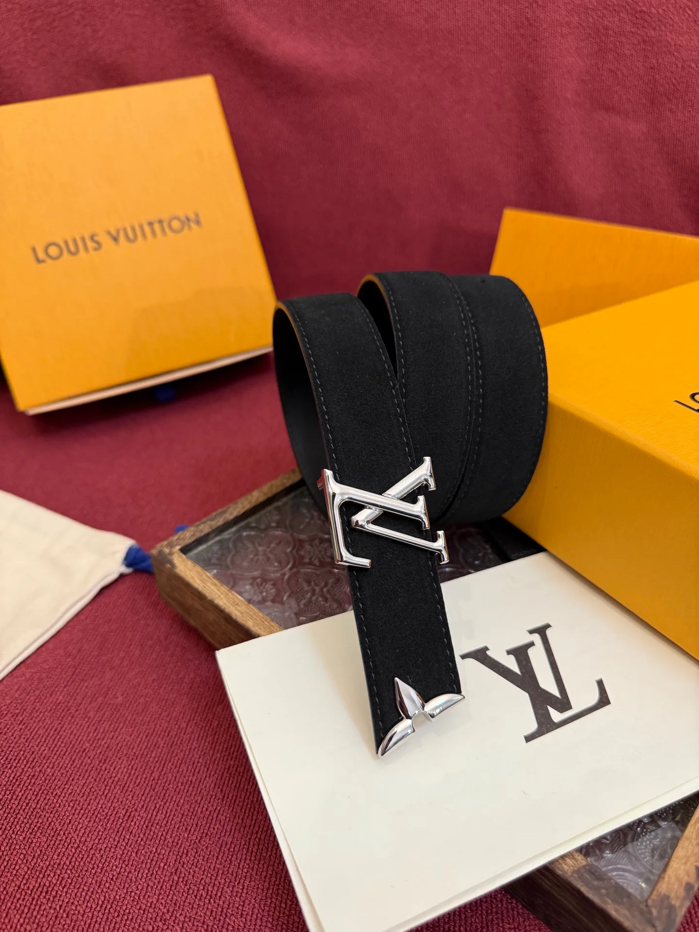 Ремни Louis Vuitton 5070239