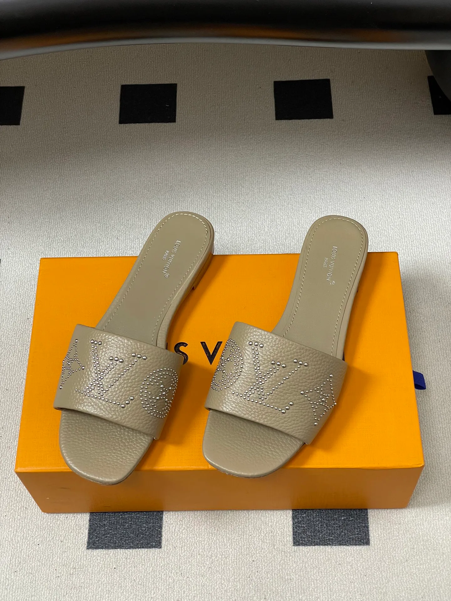 Сандалии Женские Louis Vuitton 11628737