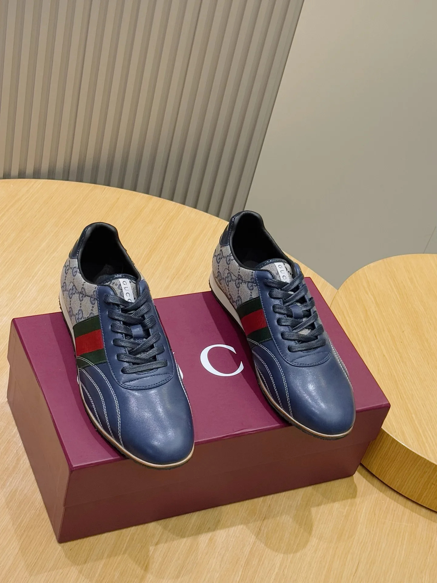 Кроссовки Мужские Gucci 612933