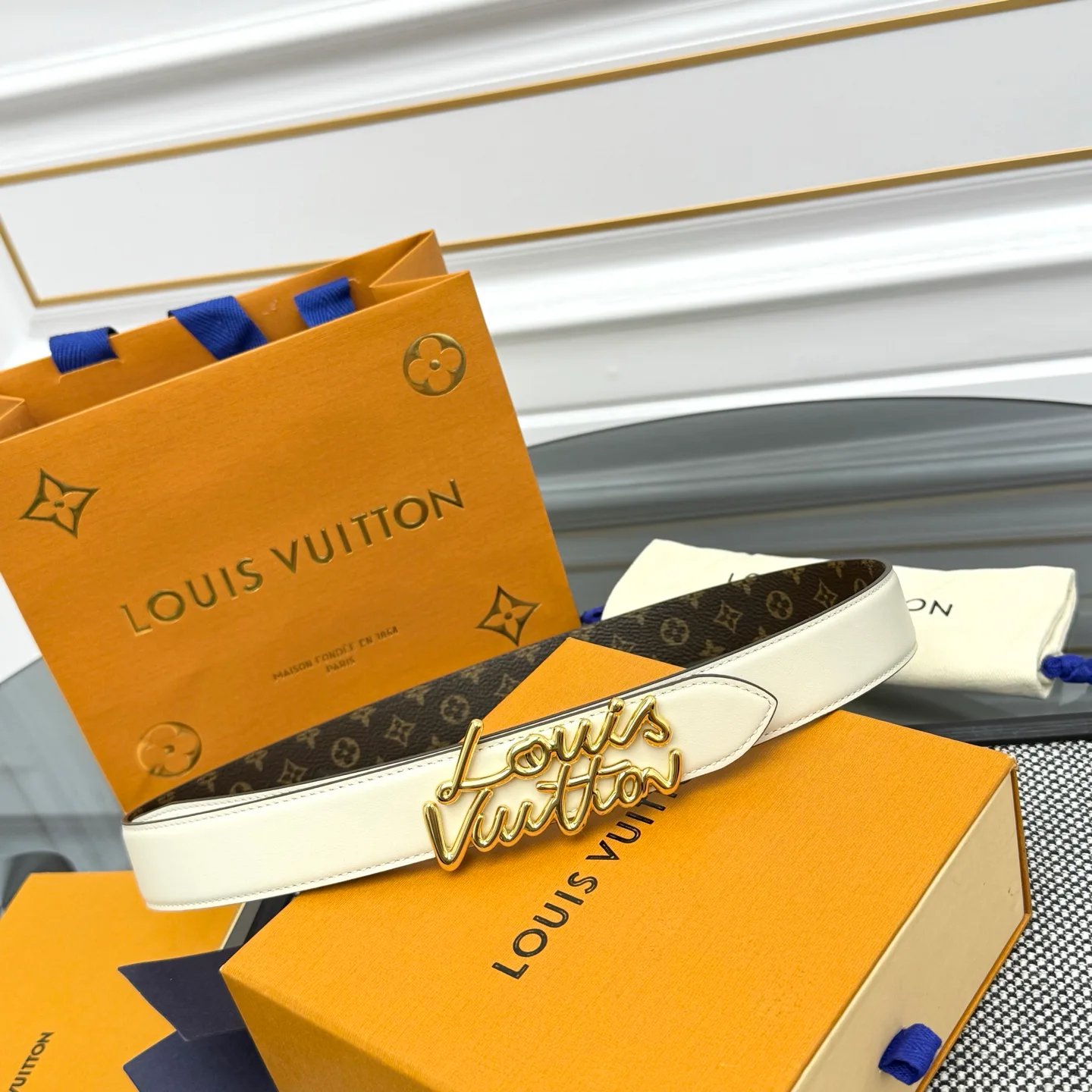 Ремни Louis Vuitton 270489