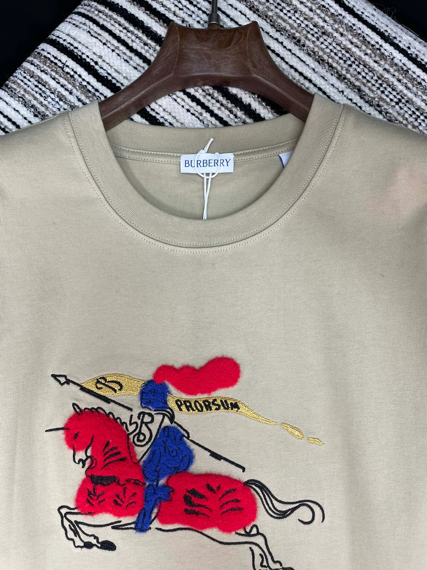 Футболки Женские Burberry 528095