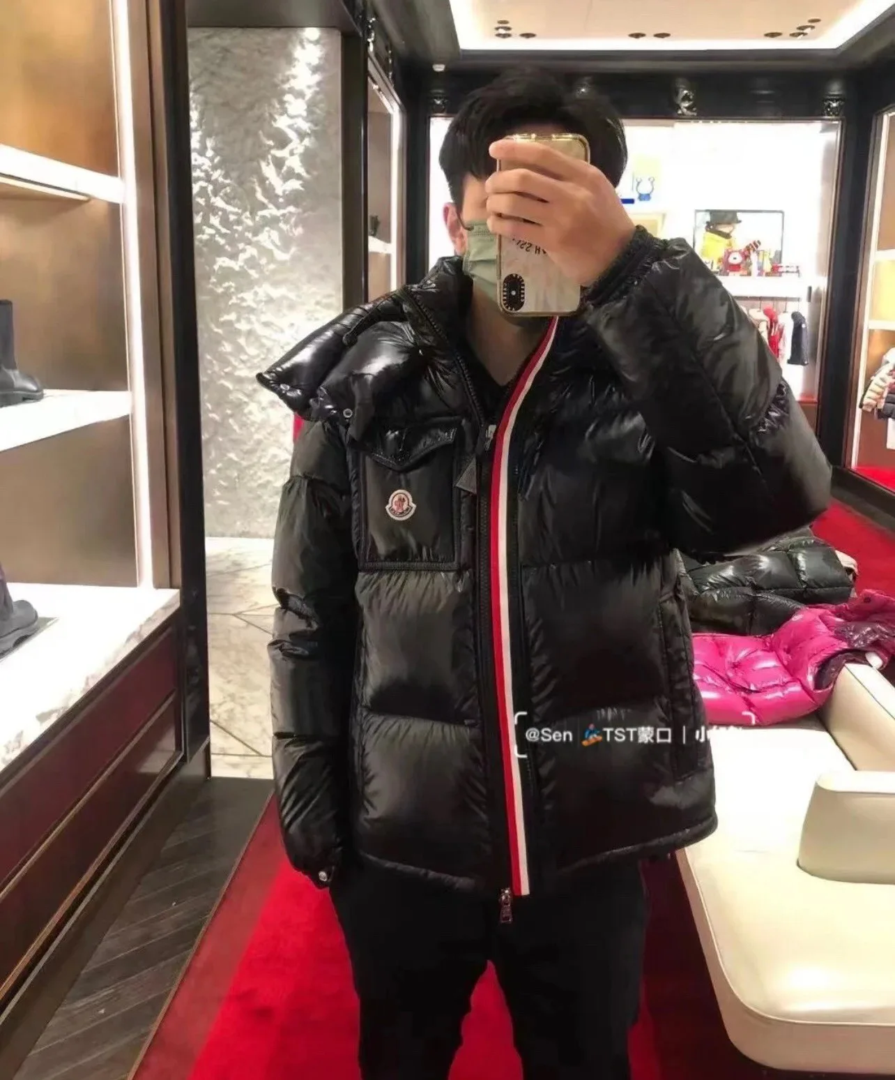 Куртки И Пуховики Мужские Moncler 237415