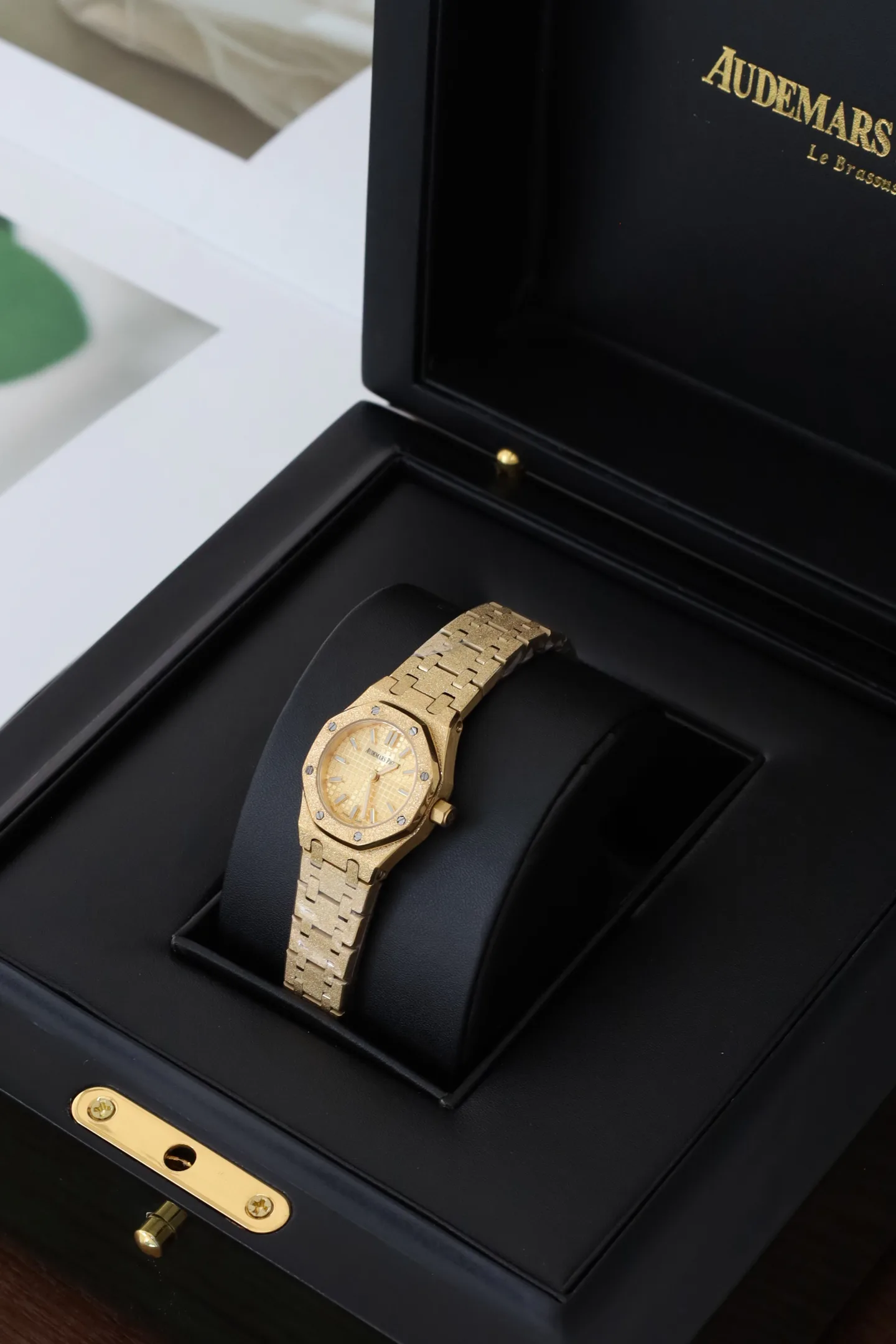 Часы Женские Audemars Piguet 1284220