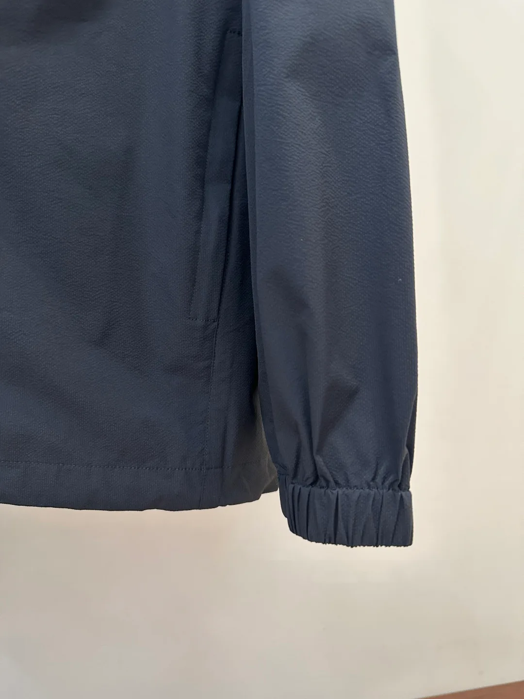 Куртки И Пуховики Женские Balenciaga 12192879