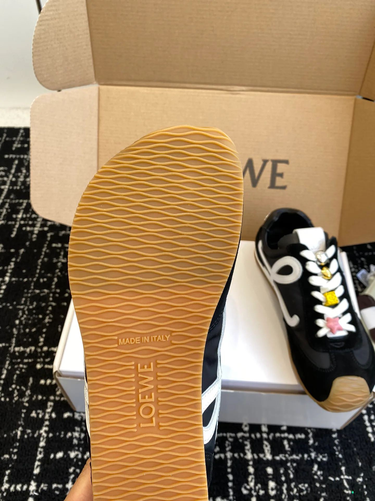 Кроссовки Женские Loewe 12916551