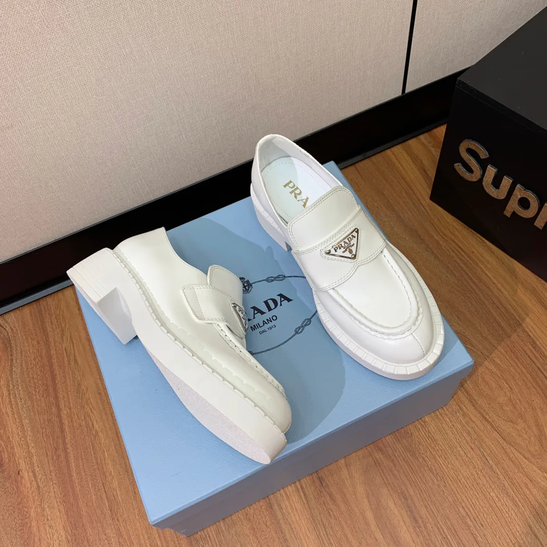 Лоферы Женские Prada 547733