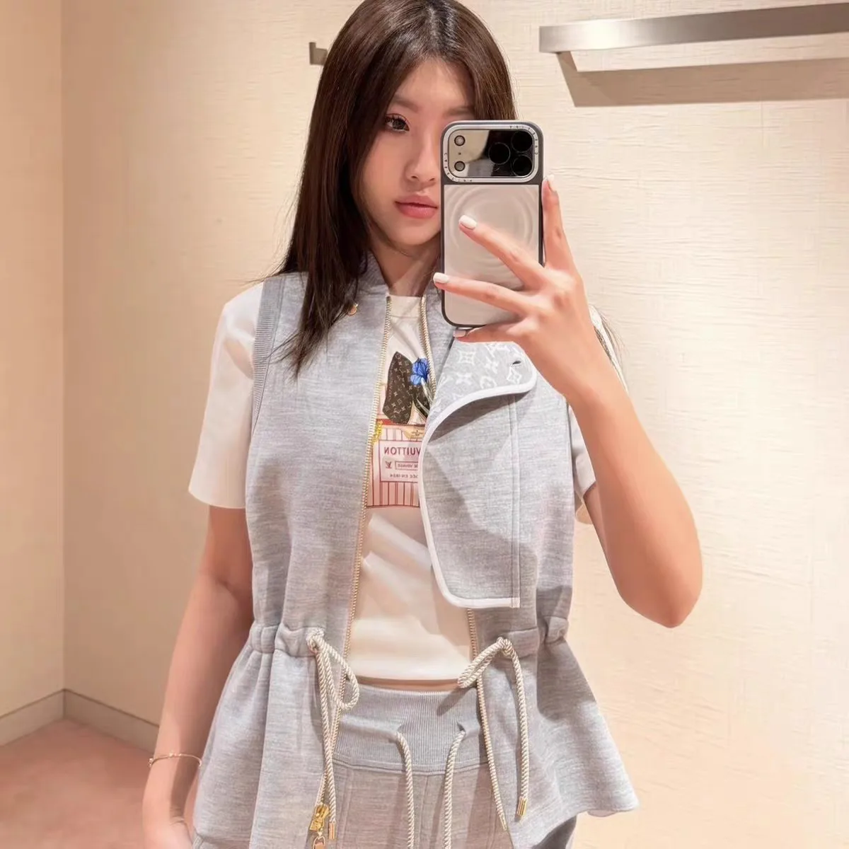 Жилеты Женские Louis Vuitton 18184370