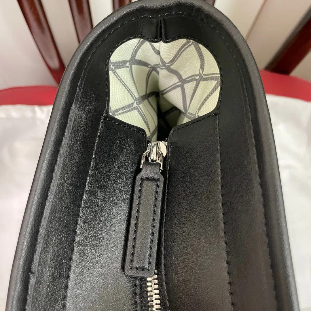 Классические Сумки Женские Mcm 9836295